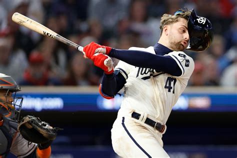 Twins’ season ends in disappointment as Astros win 3-2 in Game 4 of ALDS